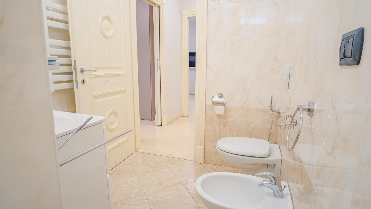 Relais Du Lac Loft - Italian Homing Desenzano del Garda Ngoại thất bức ảnh